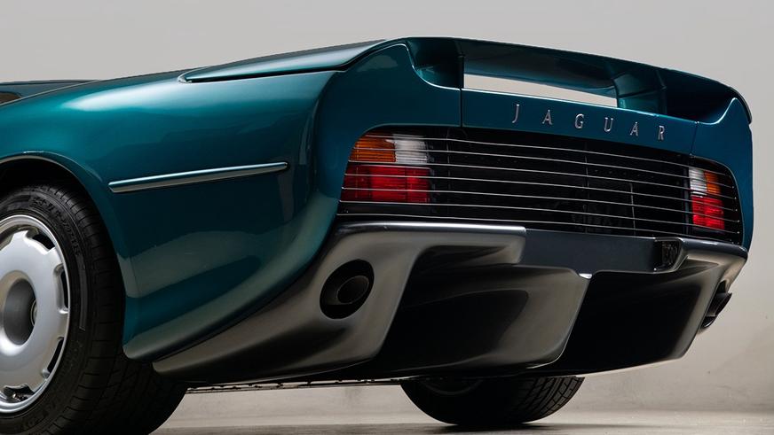 С молотка уйдёт самый быстрый суперкар 1990-х — он практически новый