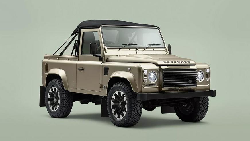 Классический Land Rover Defender получил версию с V8 и мягким верхом