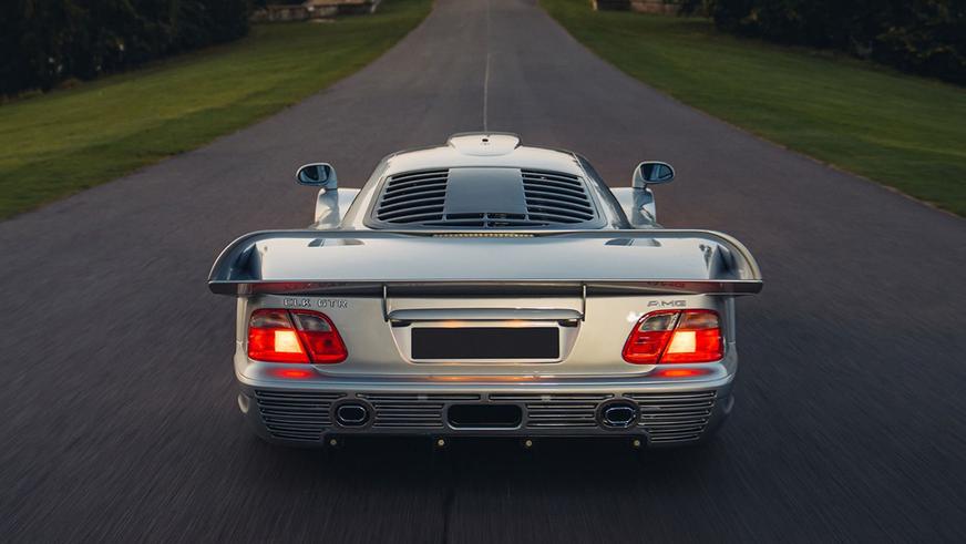 Два редчайших Mercedes CLK GTR оценили в 22 миллиона долларов