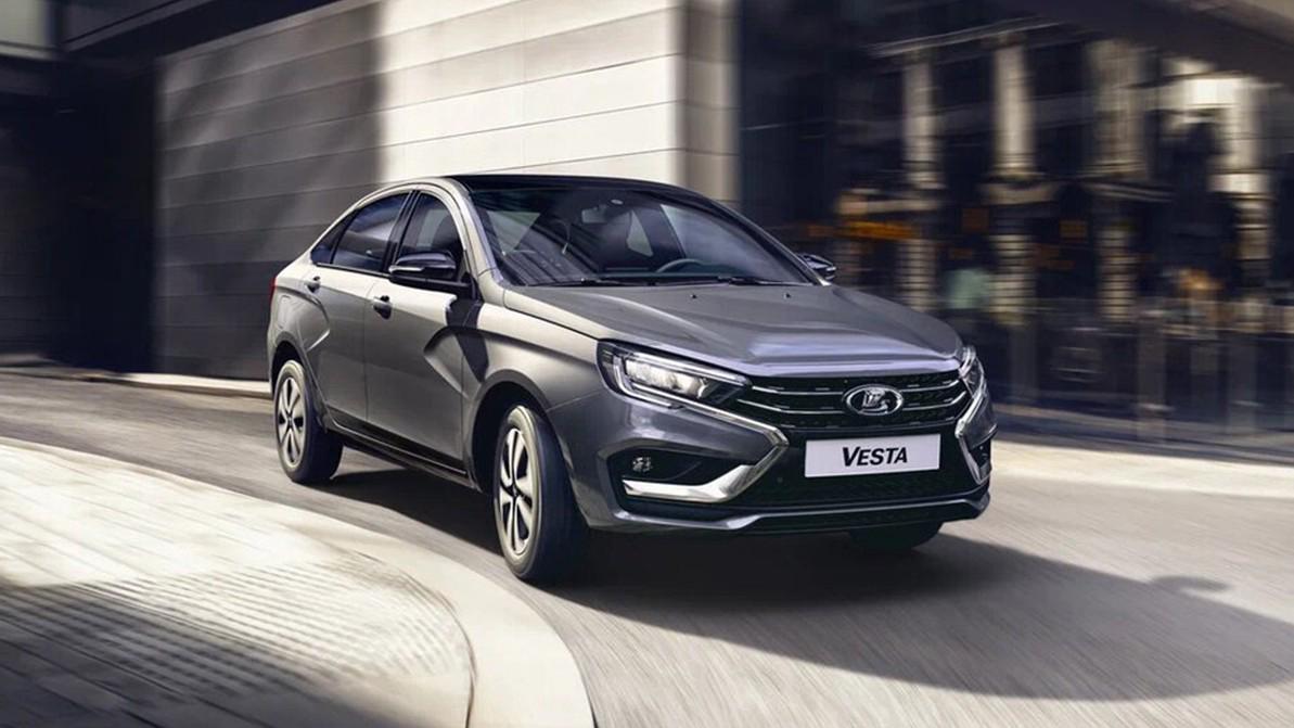 Жаңарған Lada Vesta-ның алғашқы фотосы