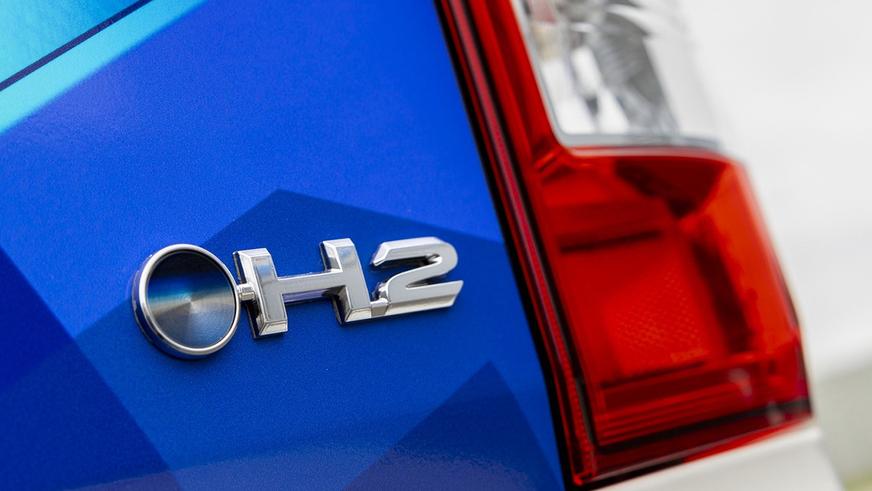 Toyota построила водородный HiAce с мотором от LC 300