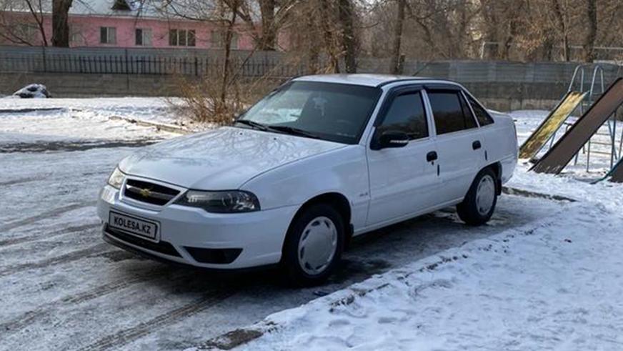 Какой возраст авто на Kolesa.kz самый популярный?