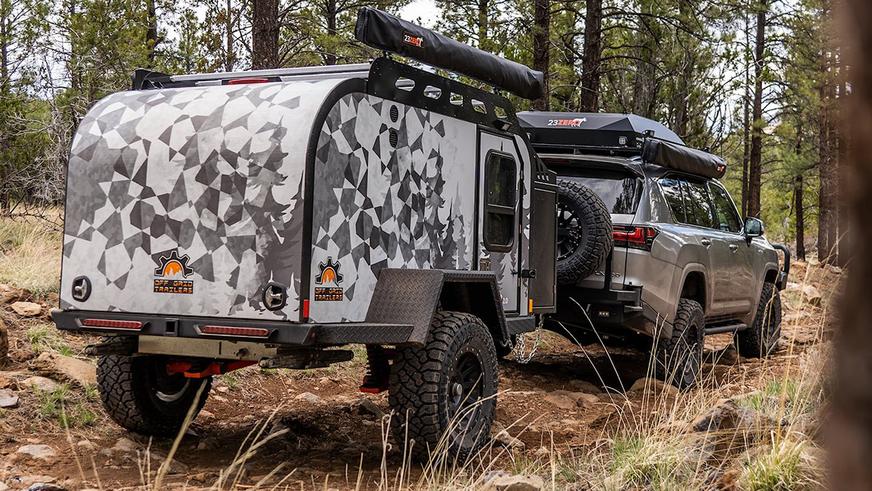 Самый дорогой внедорожник Lexus подготовили к путешествиям по тяжёлому бездорожью