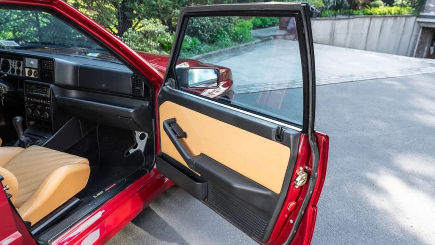 Редкая версия Lancia Delta Integrale Evo 2 обнаружена на торгах