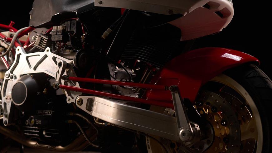 Абсолютно новый Bimota Tesi 1D 1991 года выпуска нашли в США