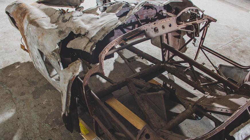 Сгоревший много лет назад Ferrari продали почти за два миллиона долларов