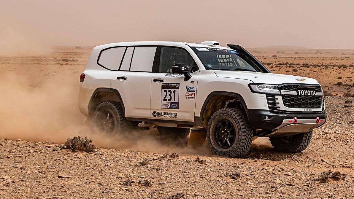 Land Cruiser 300 получил версию для «Дакара»