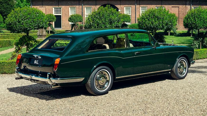 Старый Rolls-Royce Corniche стал необычным универсалом