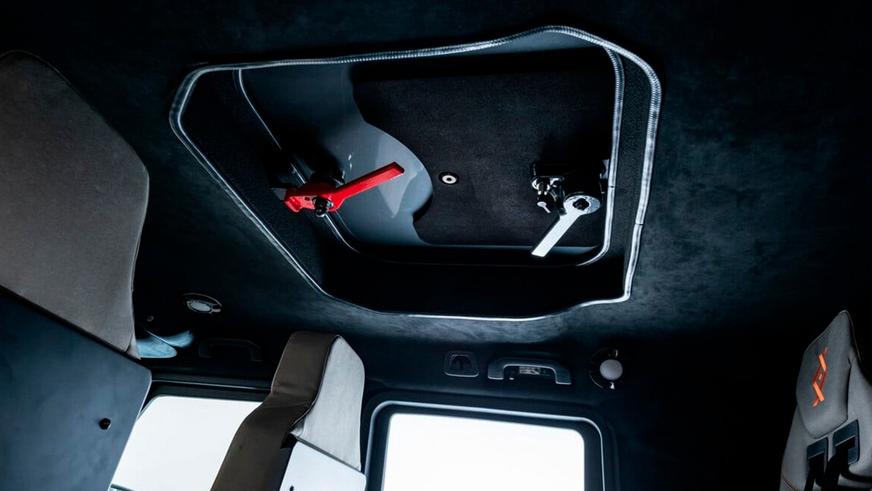 В продаже появился бронированный гелик от Brabus без пробега