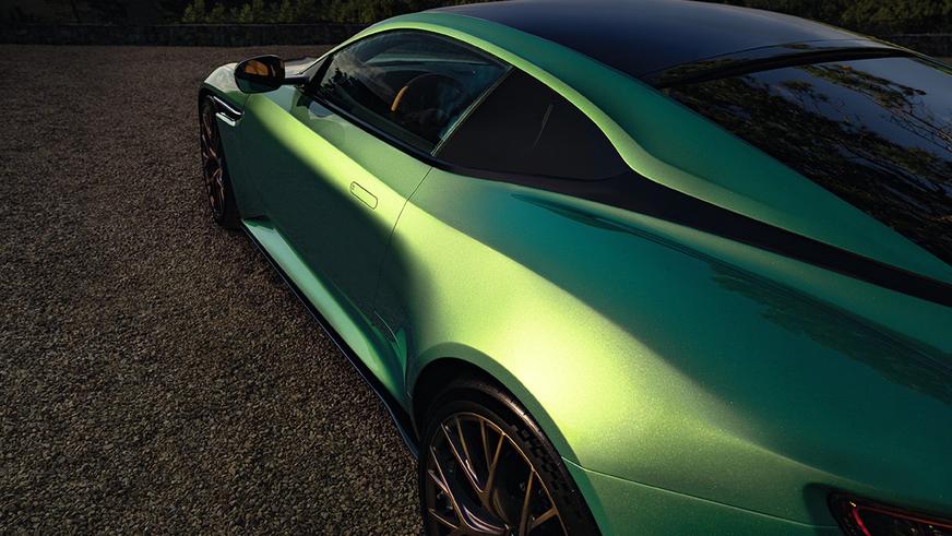 Новый Aston Martin DB12 оставили без V12