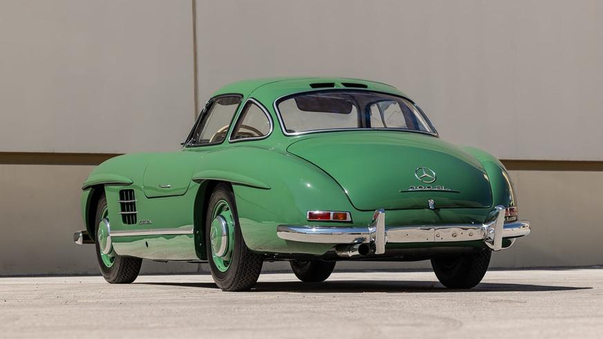Уникальный 300SL Gullwing пустят с молотка