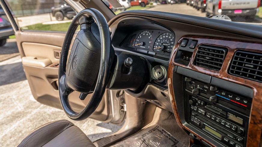 Toyota 4Runner (N180) с небольшим пробегом продают в США