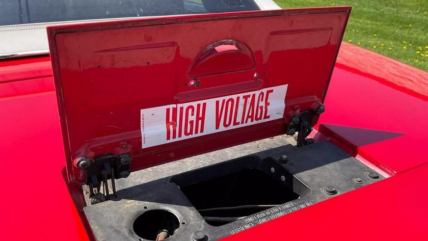 Первый электрический Corvette был сделан инженерами… Motorola