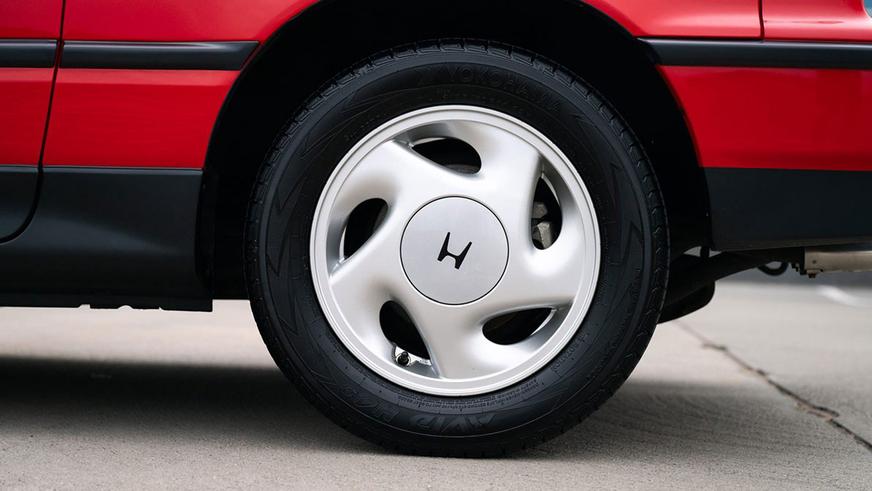 В США нашли и выставили на продажу Honda CRX c небольшим пробегом