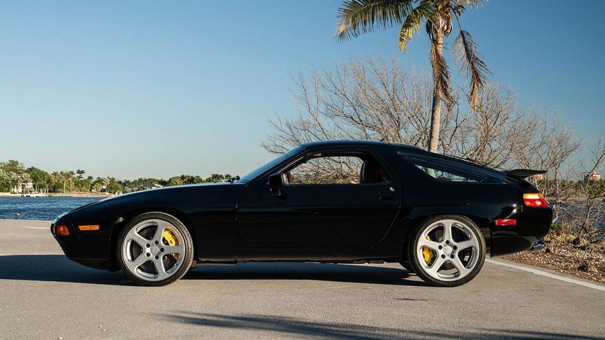 Уникальный RUF, построенный для главы Samsung, пустят с молотка