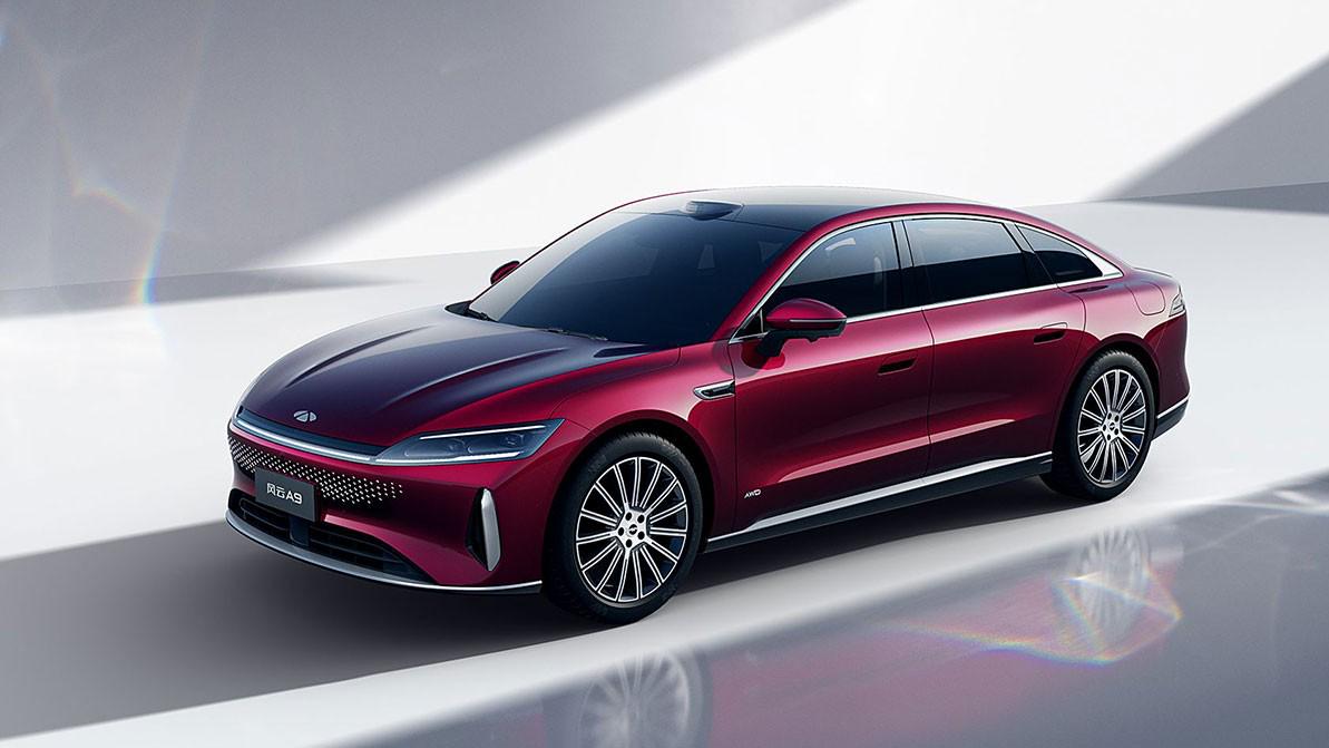 Chery 1500 шақырым жүре алатын гибрид седан әзірлеп жатыр
