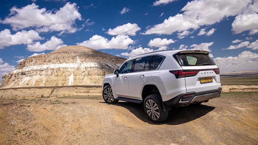 Lexus LX