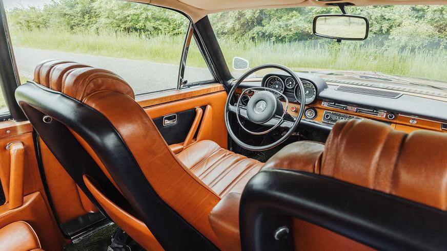 С молотка уйдёт уникальный двухдверный Mercedes-Benz 300 SEL