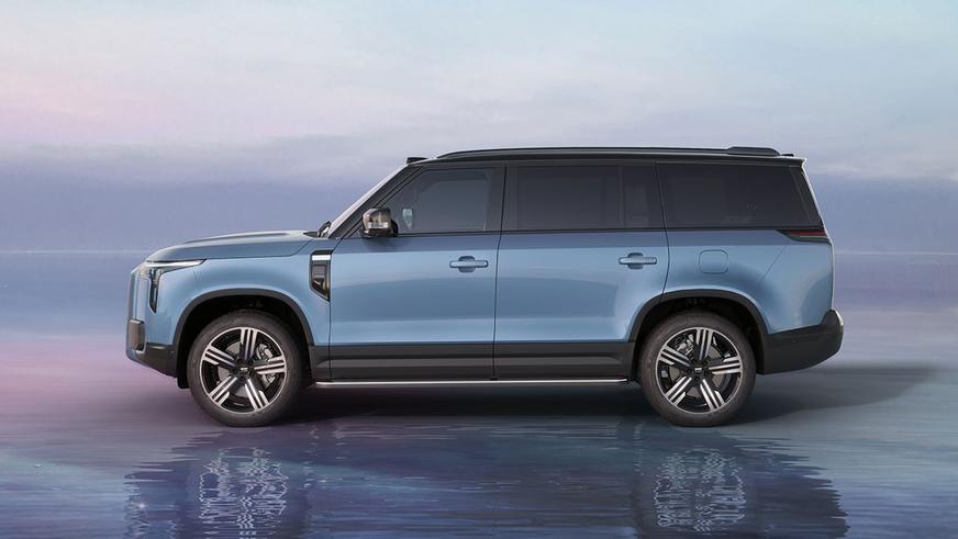 Ещё один китайский бренд в копилку. Rox Motor идёт в Казахстан