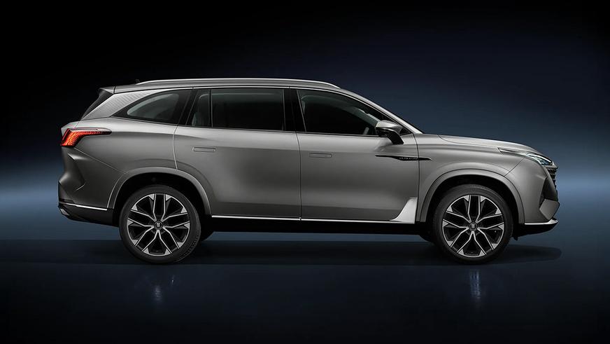 Завод «Москвич» запустил сборку новых кроссоверов из «линейки М»