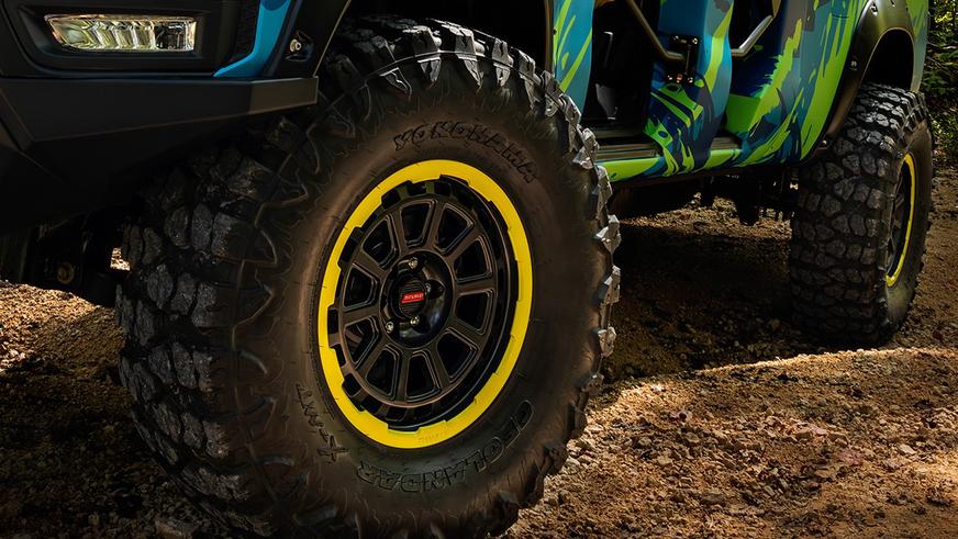 Старый Nissan Patrol оснастили 1000-сильным мотором