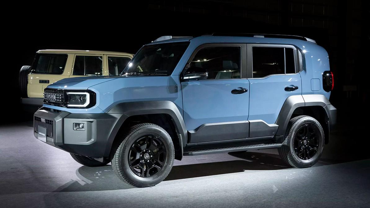 Toyota представила беби-крузер FJ