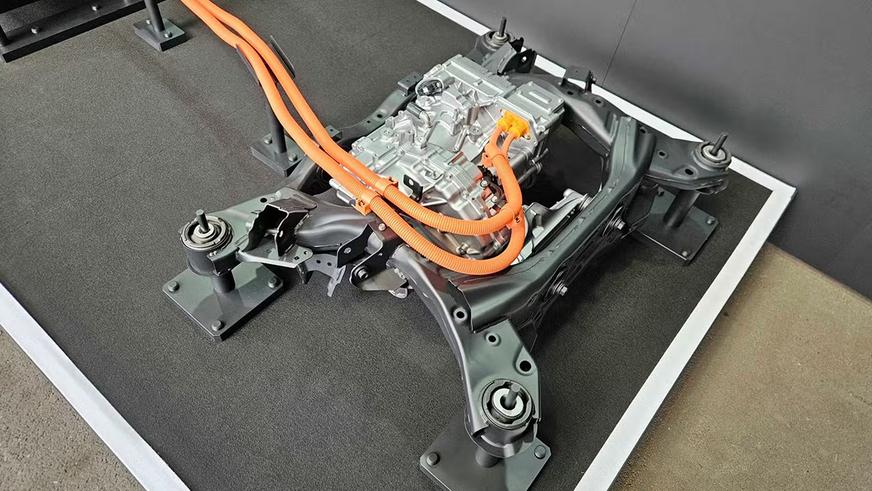 Honda разработает новый V6 для больших гибридов