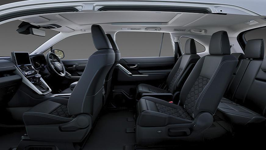Toyota представила новый кроссвэн Innova для стран Азии