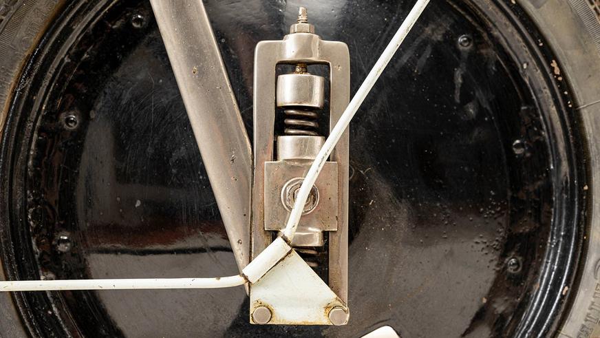 На&nbsp;аукцион выставят предка современных электросамокатов: ему больше 100&nbsp;лет