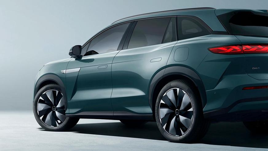 BYD выводит на рынок РК сразу три новых гибрида: сколько они стоят?