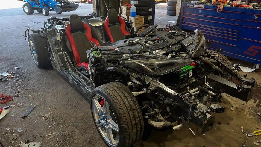 Старый фургон с мотором от Corvette попытается установить рекорд Гиннесса