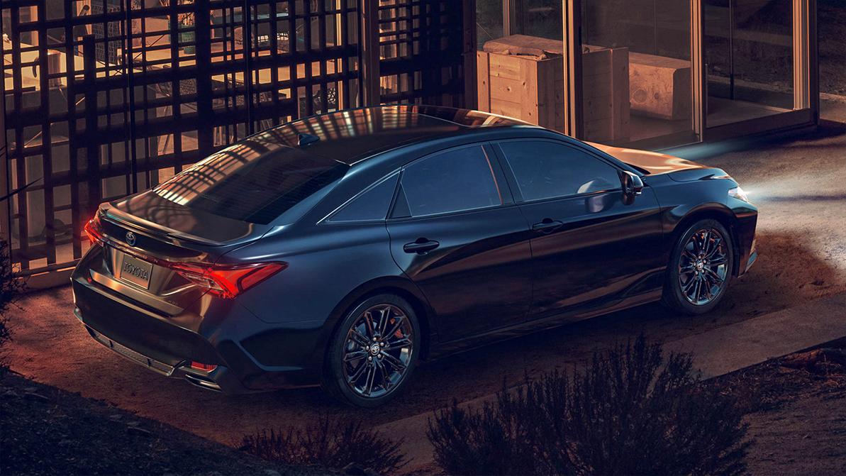 Toyota Avalon уйдёт из продаж почерневшим