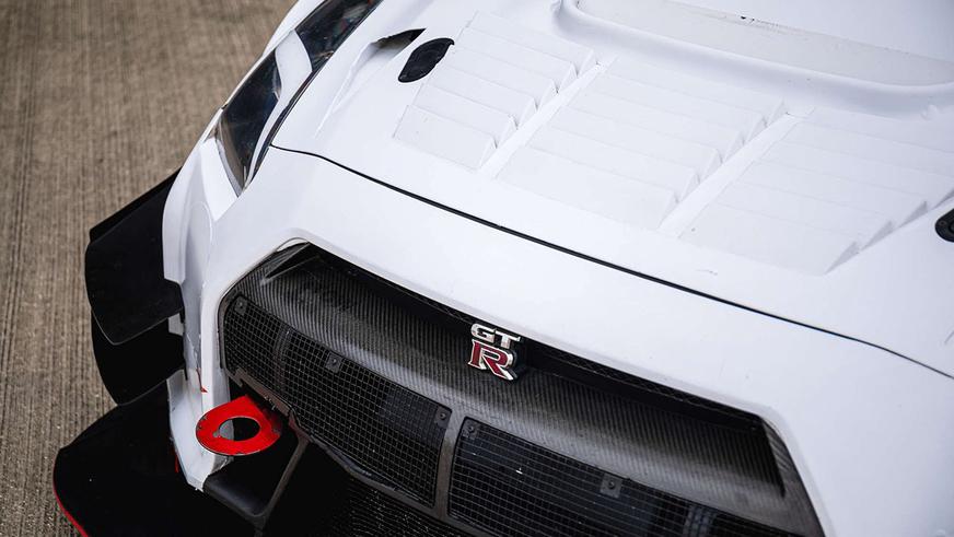 На продажу выставят Nissan GT-R из фильма про гонки. Но это не «Форсаж»