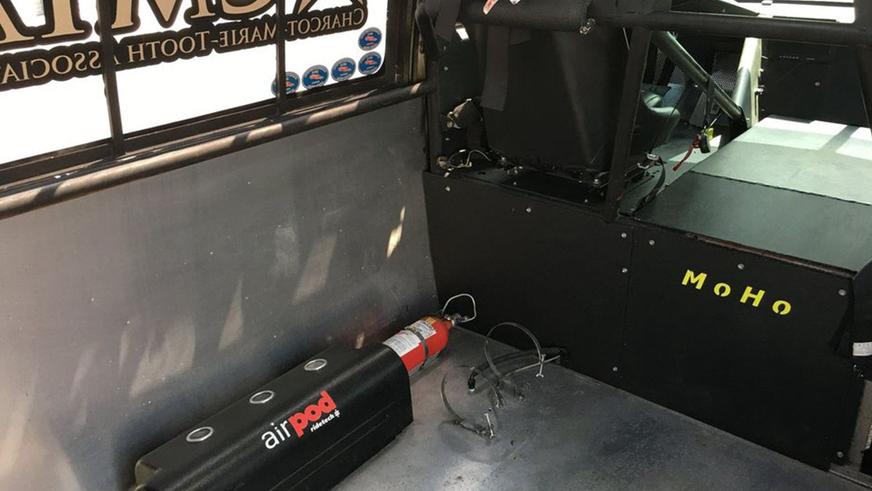 «Самый быстрый в мире» дом на колёсах продают дороже новой BMW M3