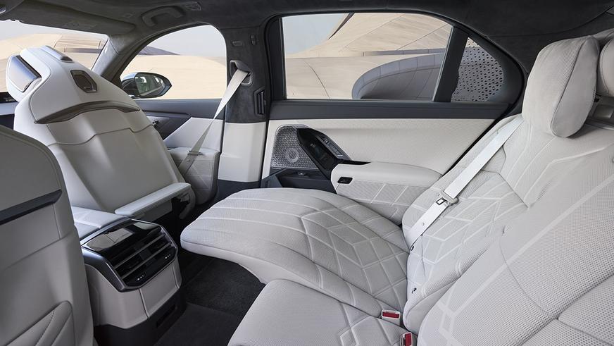 Обновился флагман BMW 7-й серии