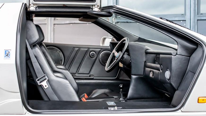 С молотка уйдёт забытый немецкий спорткар Isdera от дизайнера Porsche и Mercedes