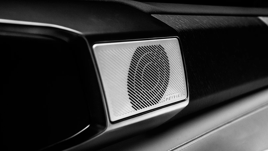 К продаже в Казахстане готовят Denza B8