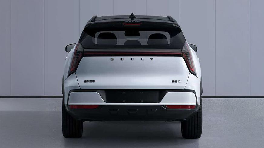 Geely рассекретила новое поколение кроссовера Atlas