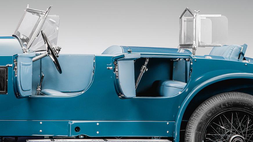 Rolls-Royce показала лимитированный родстер Nightingale