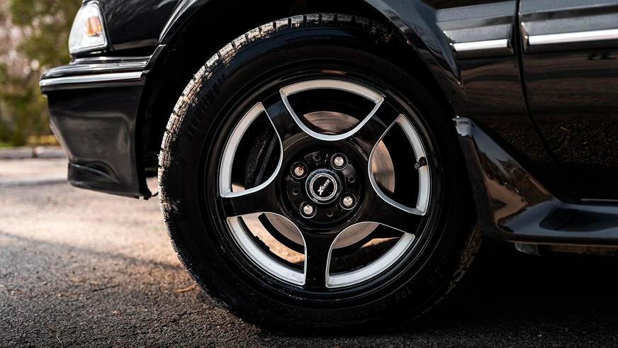 Toyota из 1980-х продают за 10 млн тенге на Kolesa.kz