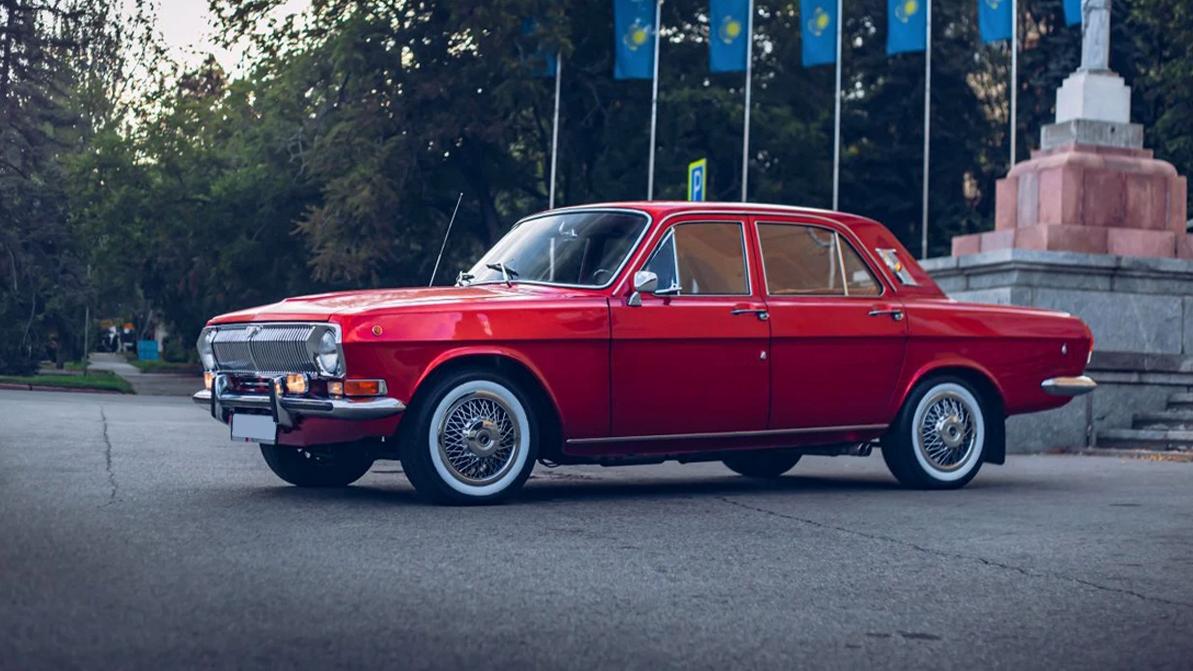 Интересные авто в продаже на Kolesa.kz: от Alfa Romeo 164 до ГАЗ-24 с сюрпризом