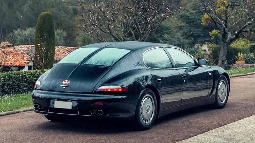 Редчайший Bugatti EB112 пустят с молотка