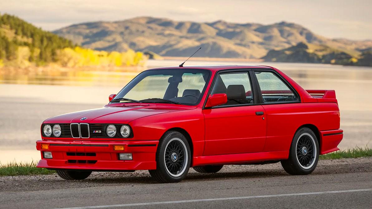 Очень редкую BMW M3 хотят продать за 200 тысяч долларов