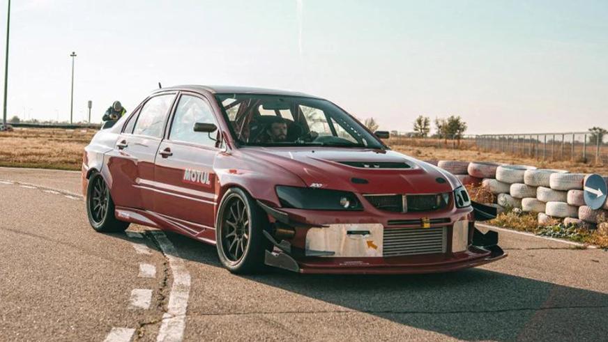 Редкие полноприводные низколёты на Kolesa.kz