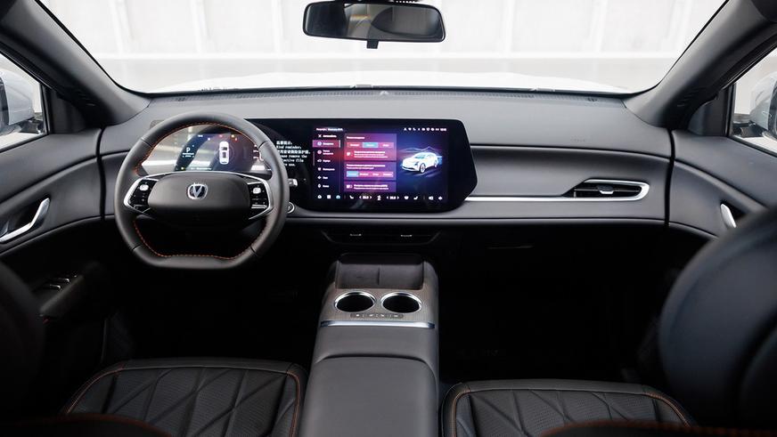 Какие новые авто от 10 млн до 15 млн пользуются интересом на Kolesa.kz