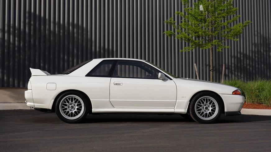 Редкий Nissan Skyline GT-R продают в США