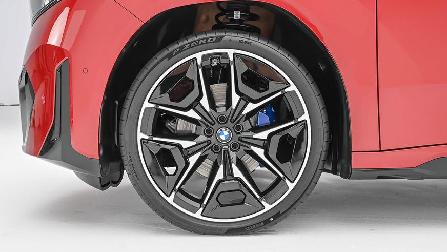 Удлинённый BMW iX3 выходит на рынок Китая с ценой от 18 млн тенге