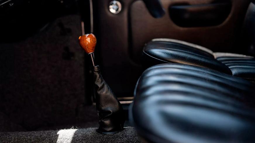 Лимузин VW Beetle по прозвищу Rollswagen пустят с молотка