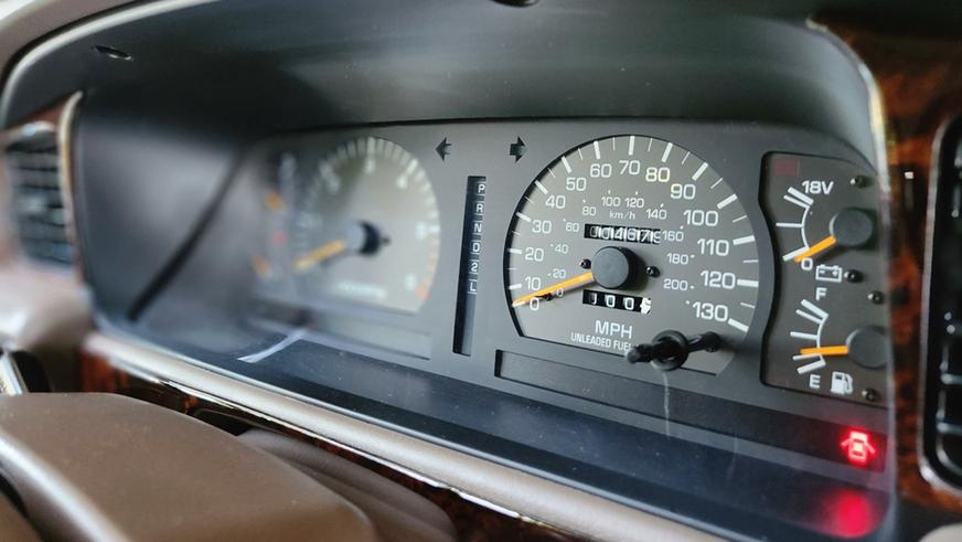 Почти новый Land Cruiser 80 оценили дороже 130 000 долларов