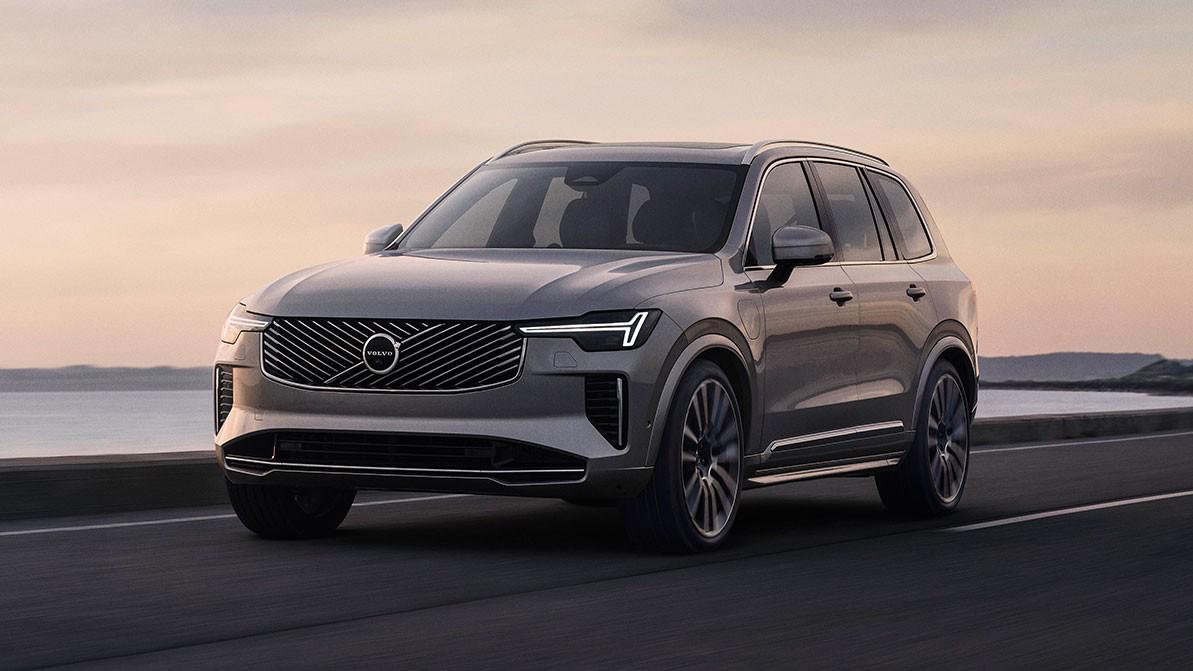 Volvo обновила кроссовер XC90 во второй раз